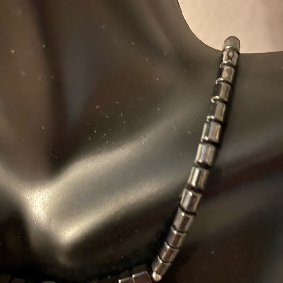 Black Hematite Beaded Necklace With Bars - Picture 3 of 8